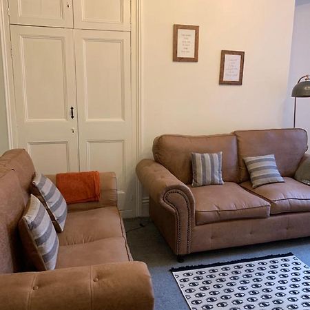 Wentworth Guesthouse Уитби Экстерьер фото