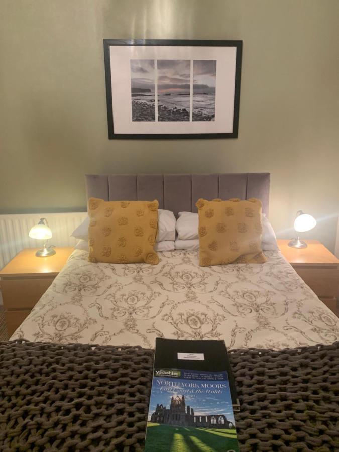 Wentworth Guesthouse Уитби Экстерьер фото