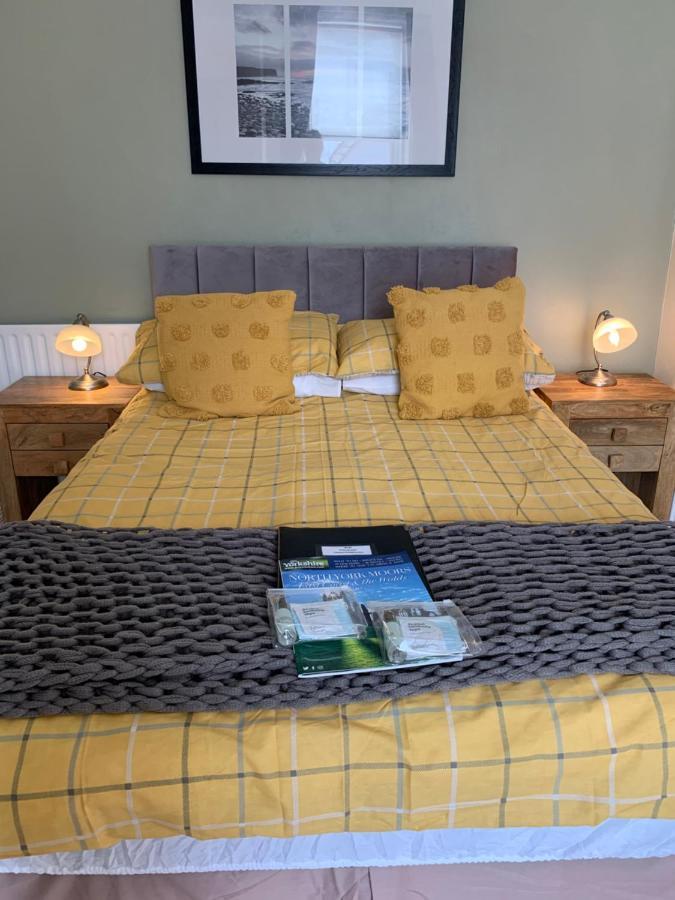 Wentworth Guesthouse Уитби Экстерьер фото